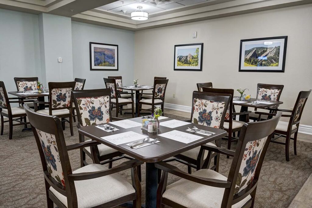 The Courtyards at Mountain View | Dining Room