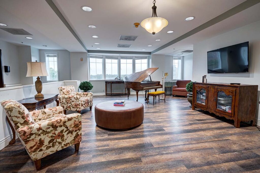 The Farrington at Tanglewood | Piano and TV Room